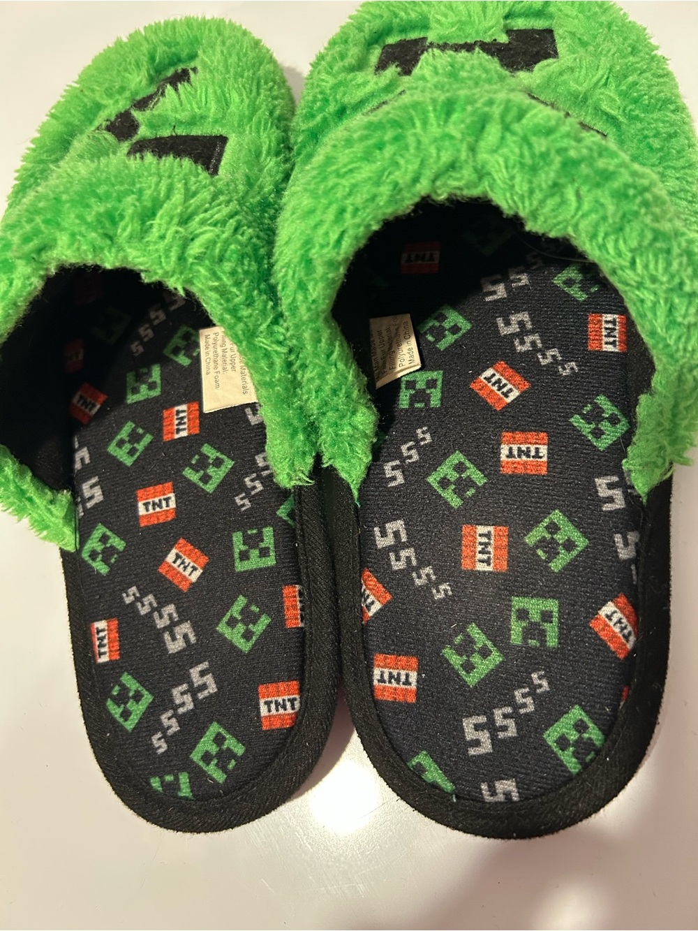 Minecraft Slippers - Picture 7 of 11